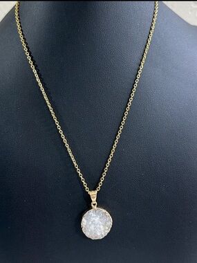 Druzy Quartz Pendant 18KGP Chain Necklace